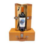 Maleta con vino